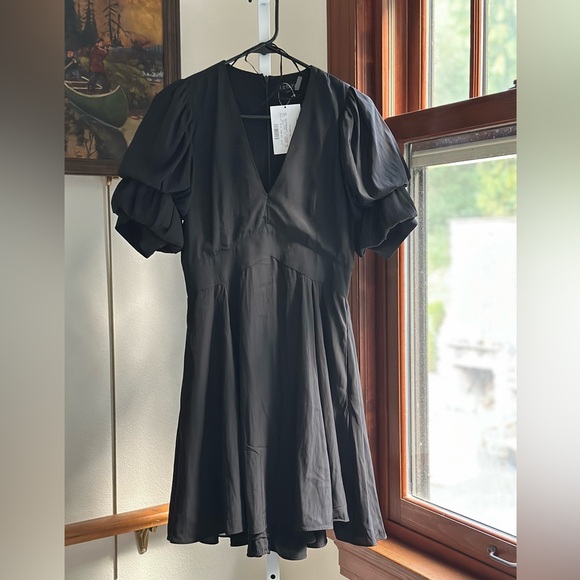 Bloomingdale's Black Puff Sleeve Mini Dress - Picture 1 of 6